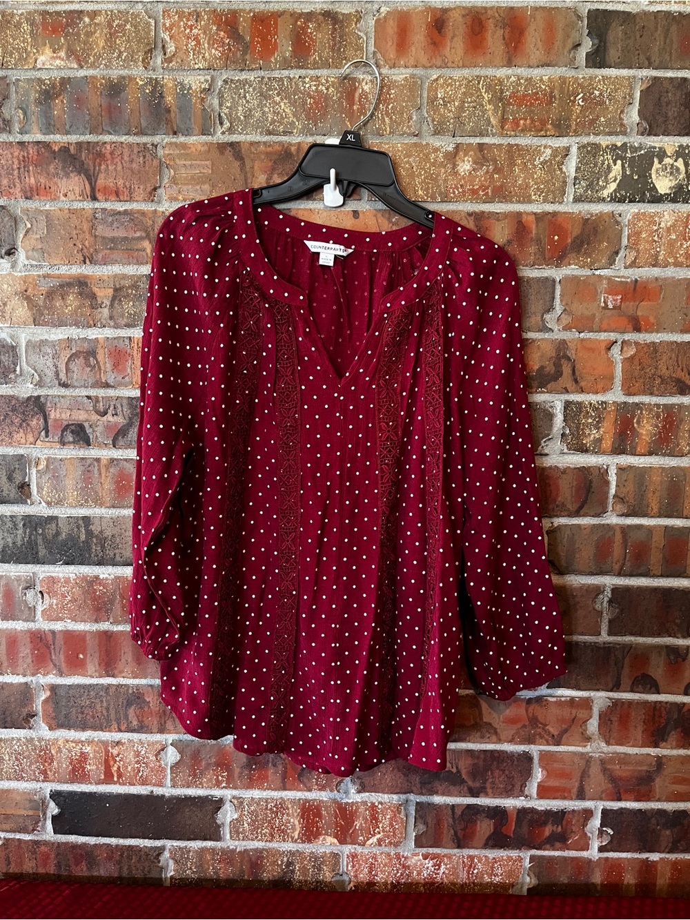 counterparts Women’s burgundy with white polka-dot pattern Size:Large Lightweigh